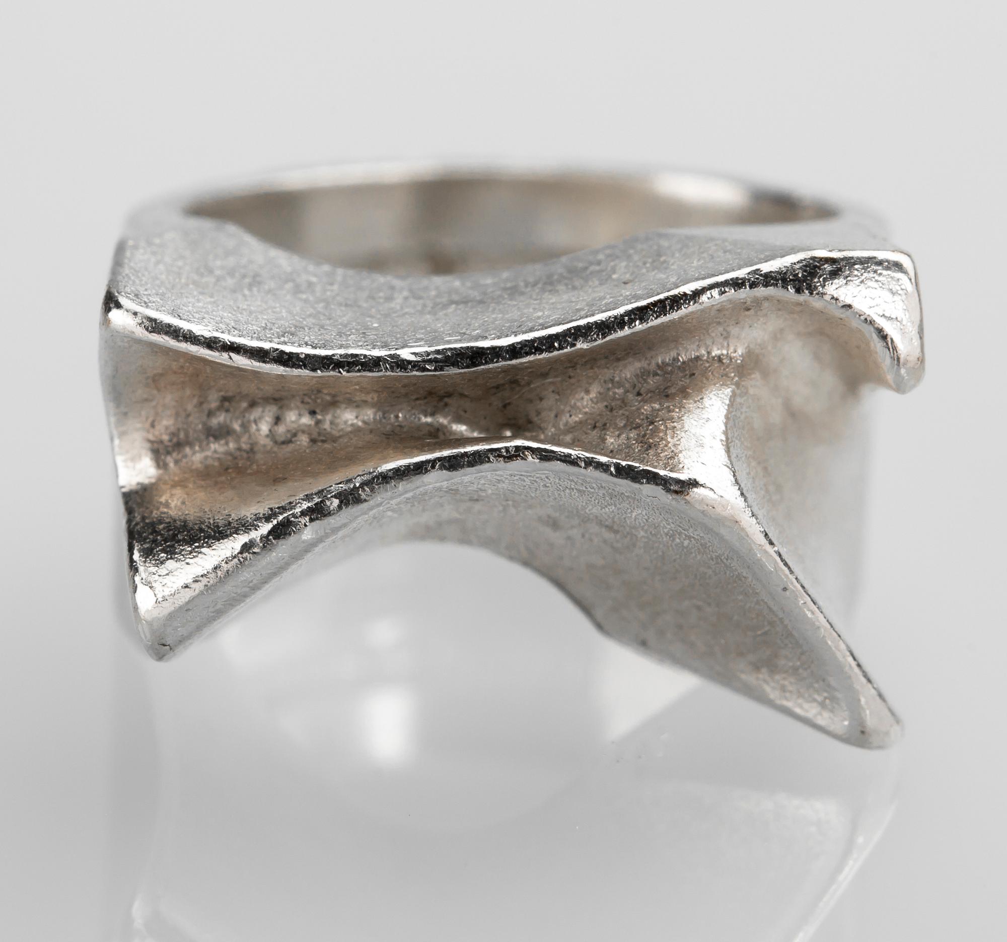 RING, sterlingsilver, Lapponia, Finland, 1970. Vikt ca 9,5 g.