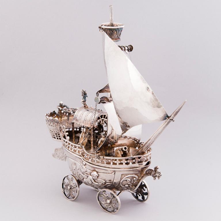 SKRIN/ BORDSDEKORATION, sterling silver, engelska importstämplar London 1911.