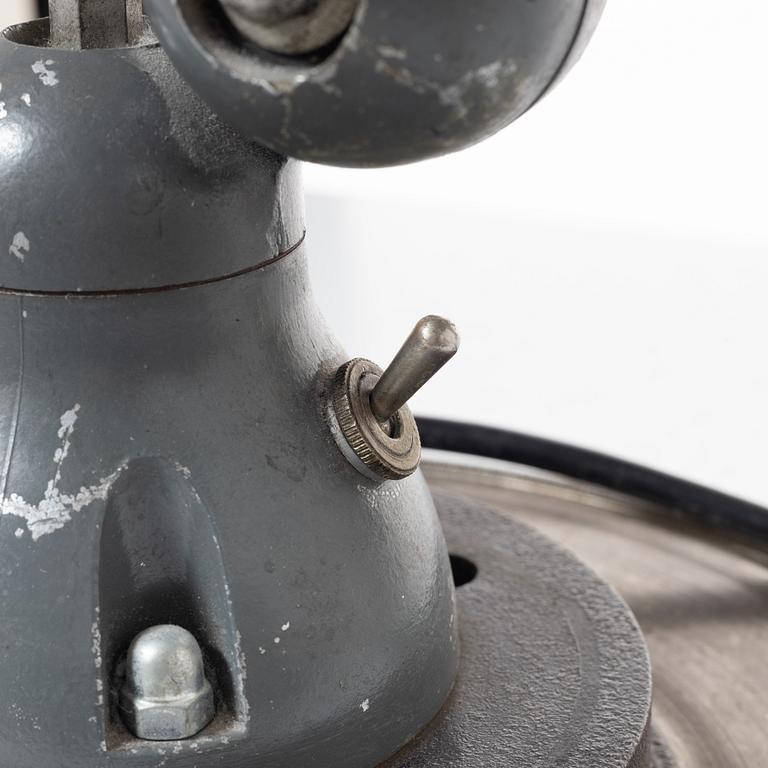 Jean-Louis Domecq, a table lamp, Jieldé, France, second half of the 20th century.