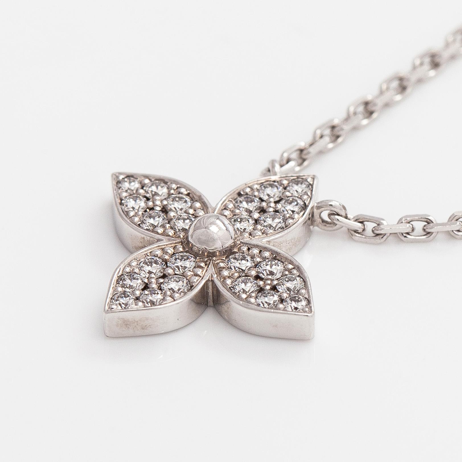 Louis Vuitton, kaulakoru, "Idylle Blossom Pendant", 18K valkokultaa ja timantteja.