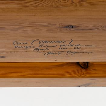 Roland Wilhelmsson, dining table, Ågesta, 1976.