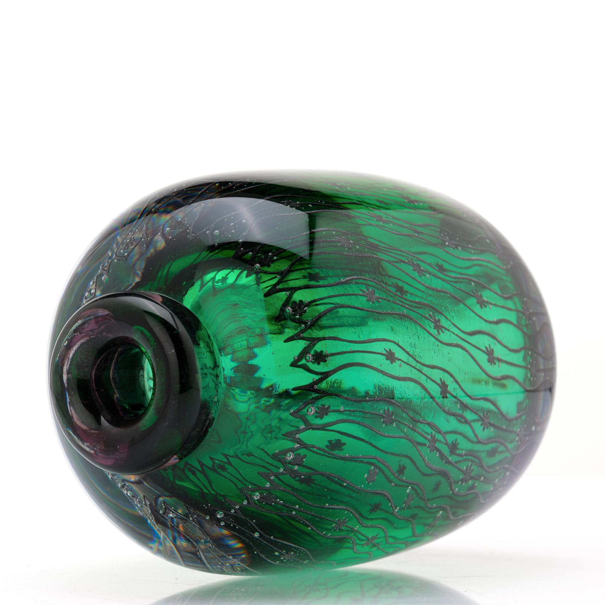 Edvin Öhrström, an "Ariel" glass vase, Orrefors, Sweden 1948.