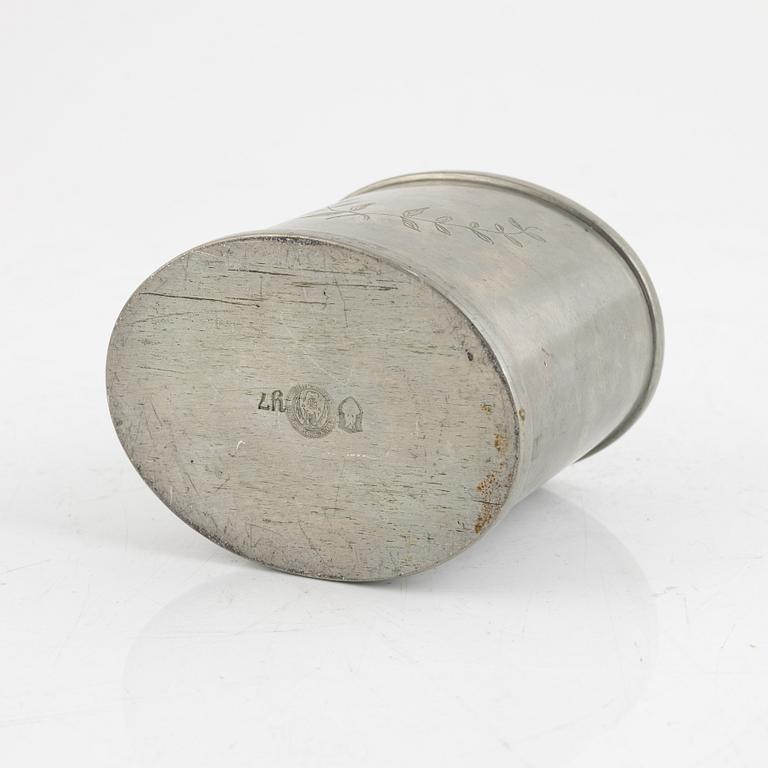 Firma Svenskt Tenn, a pewter tea caddie, Stockholm, 1925.