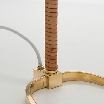 Paavo Tynell, bordslampa, modell 9224, Idman 1900-talets mitt.