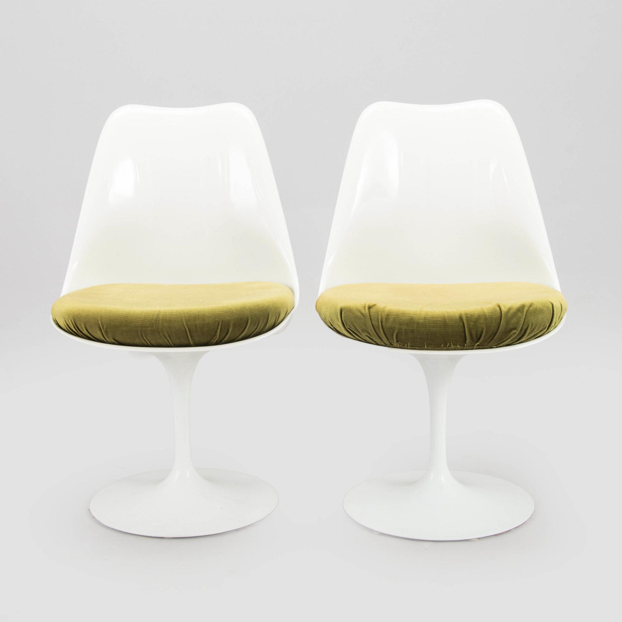 Eero Saarinen, A set of five 1960's chairs "Tulip" for Artek, manufactured under licens by Billnäs factory. Finland.