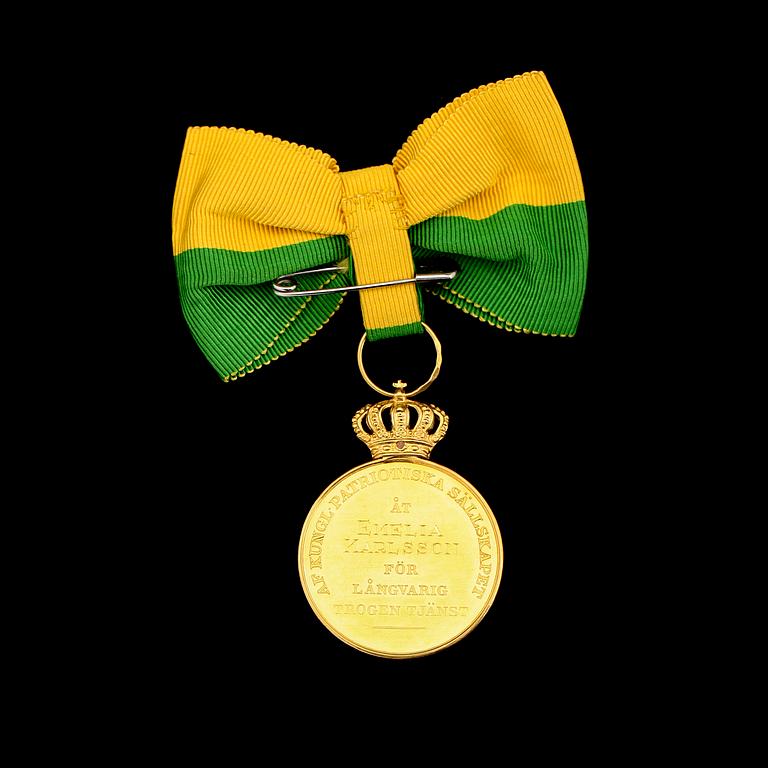 MEDALJ, 18K guld, Kungliga Patriotiska Sällskapet, 1942. Vikt ca 22 gram.