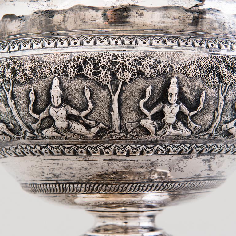 TEA POT and BOWL, silver, India late 19th century, weight 430g and 880g.