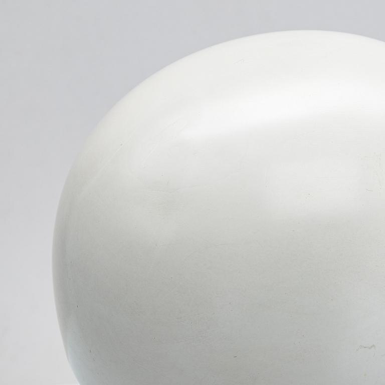 Alvar Aalto, a 'A704' table lamp for Valaistustyö.