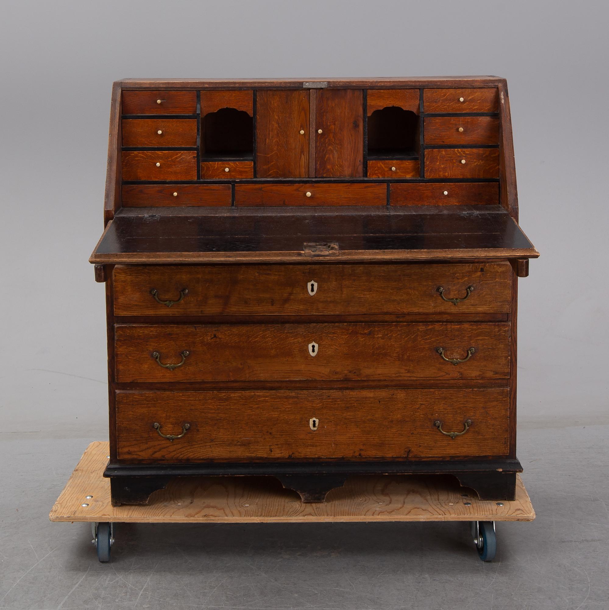 Secretaire, first half of the 19th century.