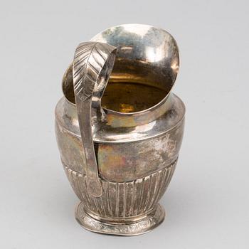 JOHAN SANDSTRÖM gräddkanna silver Enköping 1833 empire.