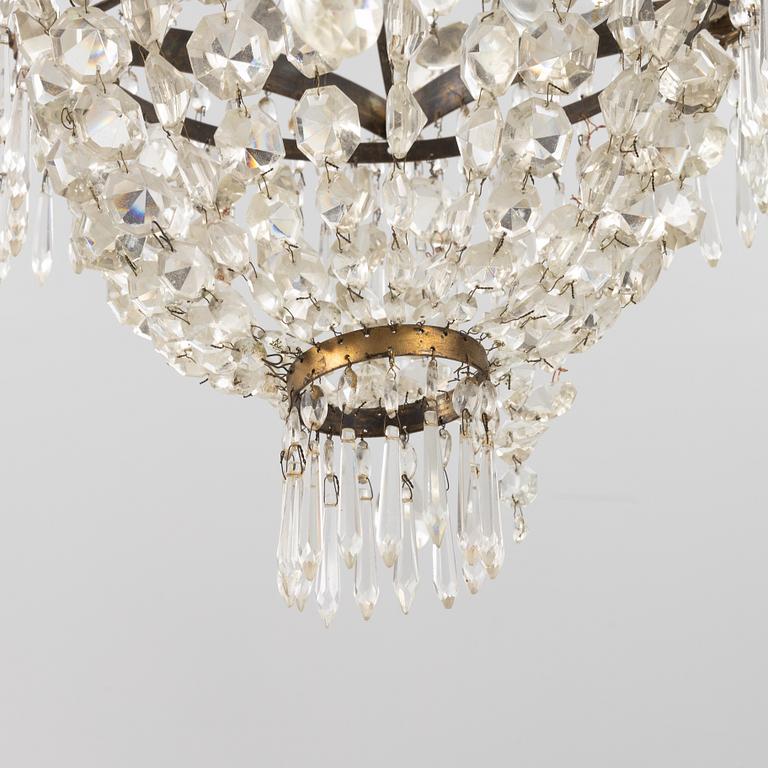 A chandelier, early 20th Century.