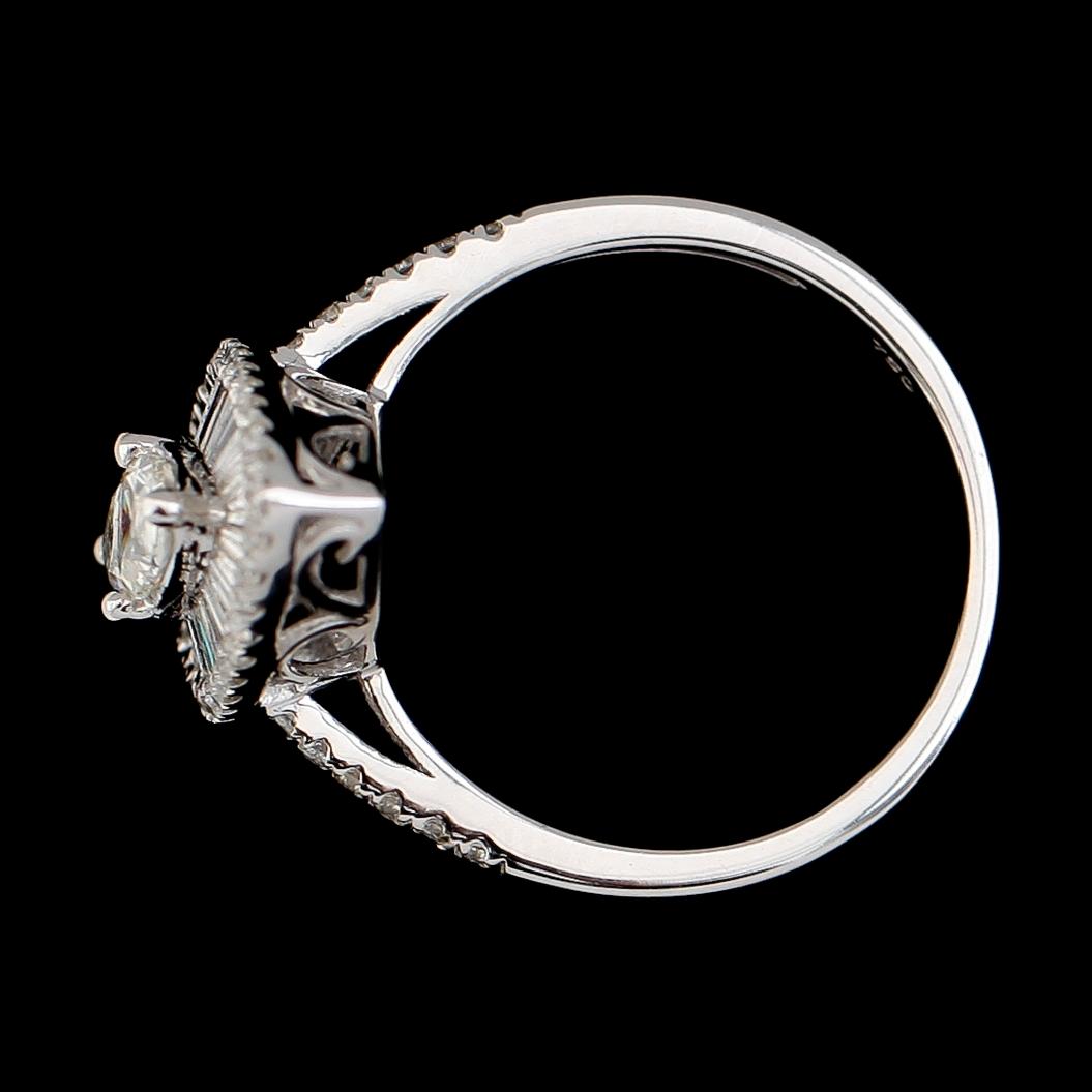 RING, 18K vitguld, olikslipade diamanter tot ca 1.31 ct. Vikt ca 3 g.