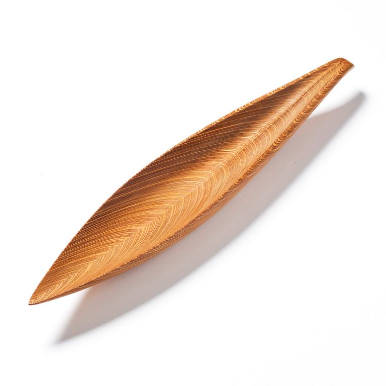 Tapio Wirkkala, a leaf-shaped laminated birch plywood dish, Finland 1950s.