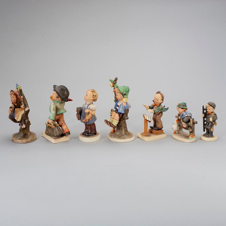 FIGURER, 7 st, porslin, Hummel, Goebel, 1900-talets andra hälft.