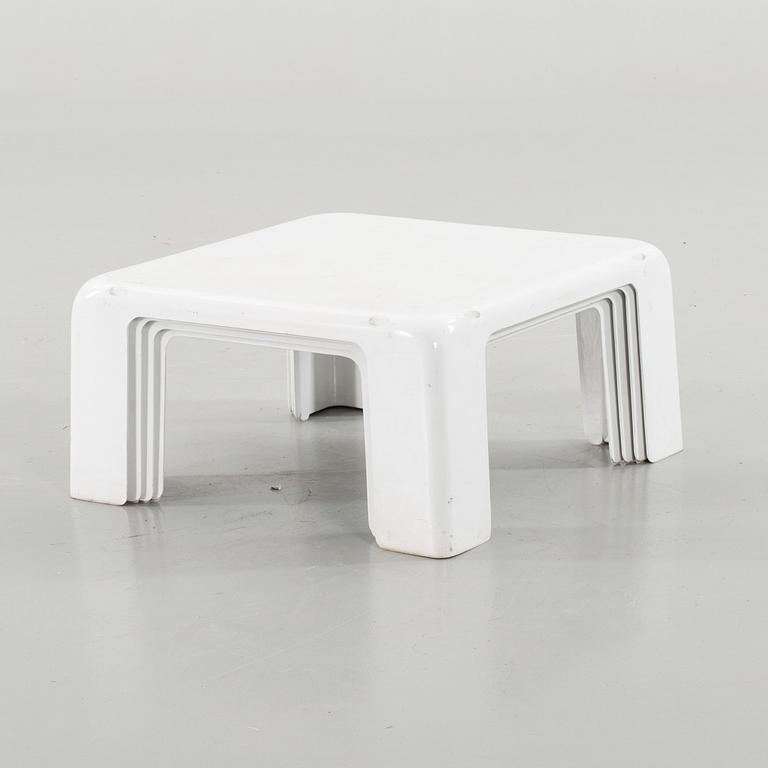 Set of 4 Gatti nesting tablesby Mario Bellini for C & B Italia. 1960's.