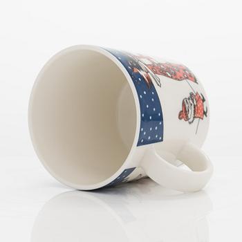 A Moomin Finnair 75 Anniversary mug, vitro porcelain, Moomin Characters, Arabia, Finland 1998.