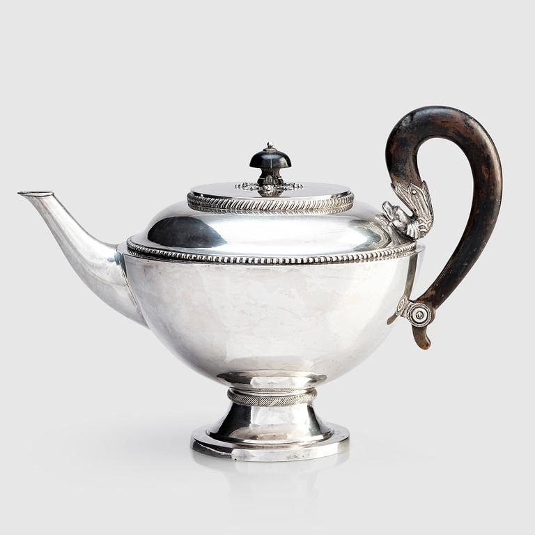 A Swedish early 19th century silver tea-pot, mark of Adolf Zethelius, Stockholm 1819.