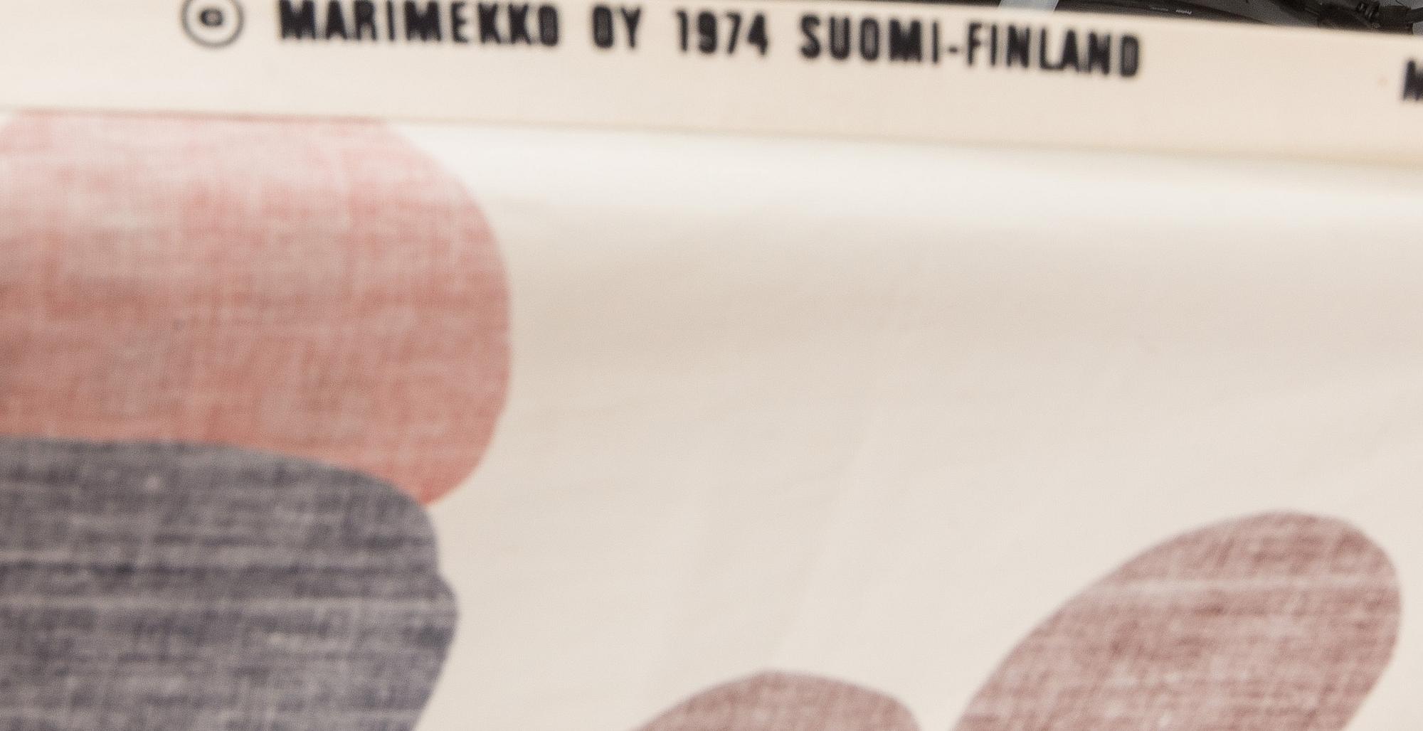 KATSUJI WAKISAKA, Marimekko "Sademetsä", gardiner 2 längder, 1900-talets senare del.