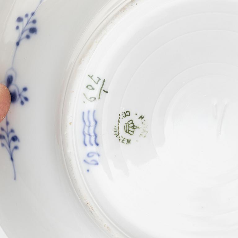 A 30-piece 'Musselmalet' porcelain coffee service, Royal Copenhagen, Denmark.