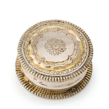 A Swedish 18th century parcel-gilt silver snuff-box, mark of Petter Wirgman, Gothenburg (1733-1739).