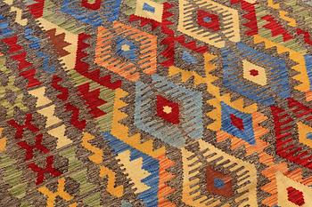 A carpet, Kilim, ca 290 x 202 cm.