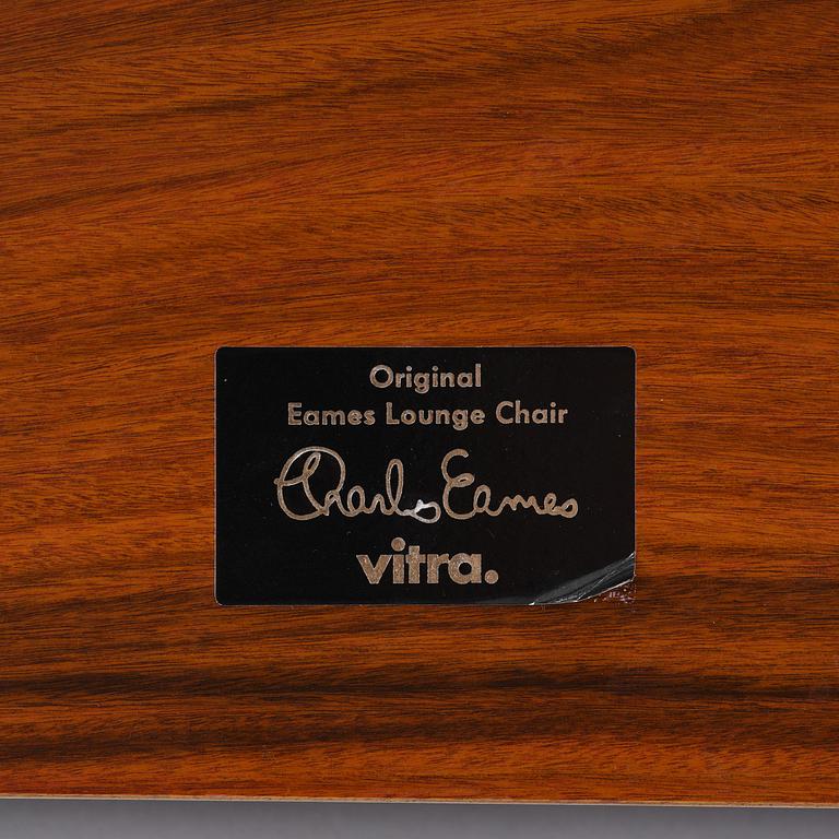 Charles & Ray Eames, an "Eames Lounge Chair" with ottoman, Vitra, 2000s.