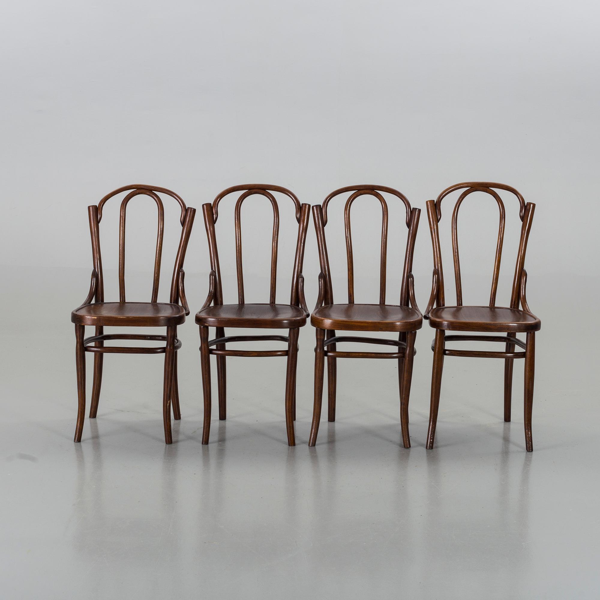 FOUR BENTWOOD CHAIRS FROM WILHELM FREUD LEMBERG, CA 1900.