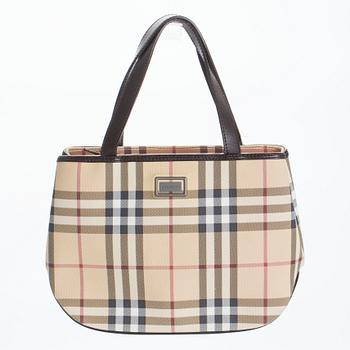 VÄSKA, Burberry.