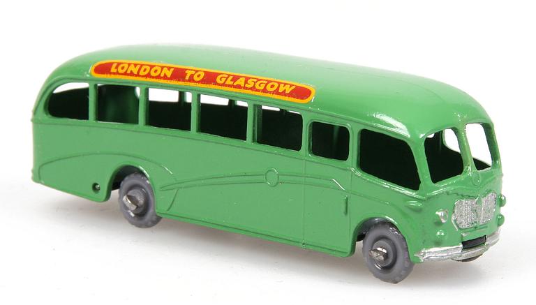 PARTI LEKSAKSBILAR, 10 st, matchbox i låda, Lesney, England, 1900-talets mitt.