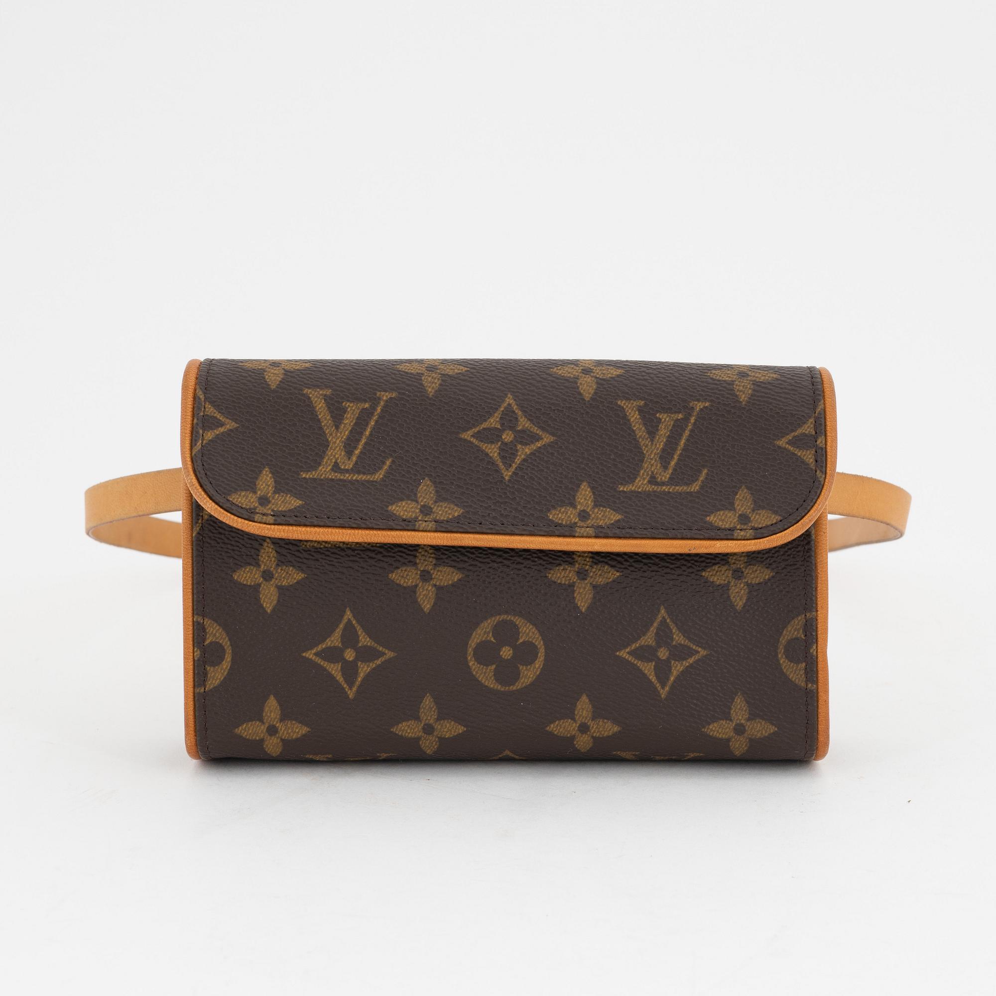 Louis Vuitton, midjeväska, "Florentine Pochette".