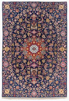 A Najafabad carpet, c. 307 x 214 cm.