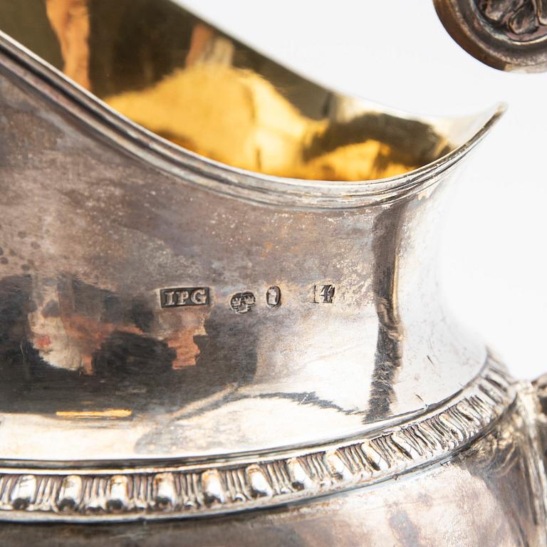 Gräddkanna, silver, Johan Petter Grönvall, Stockholm, 1841.