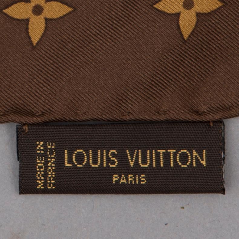 SCARF, "Monogram Trunks", Louis Vuitton.