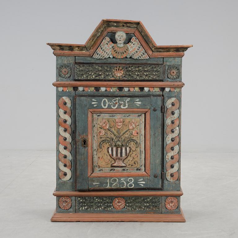 ÄNGLASKÅP, allmoge, Skåne, monogramsignerad och daterad 1832.