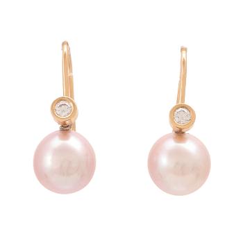 Earrings 18K gold, brilliant-cut diamonds 0.20 ct, two pairs of cultured freshwater pearls and drops of moonstone.