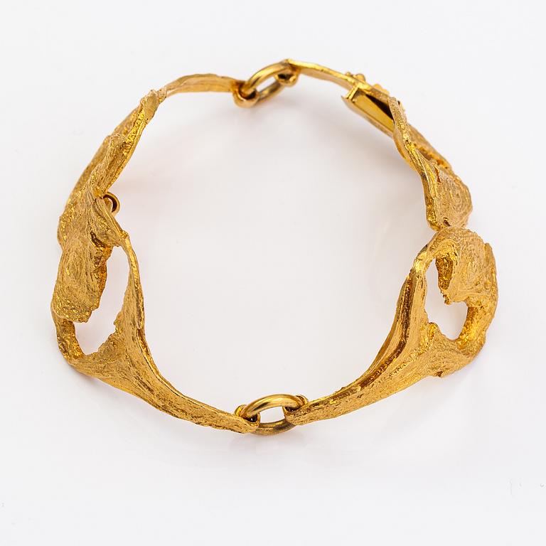 Helky Juvonen, Armband, 14K guld. Westerback, Helsingfors 1972.