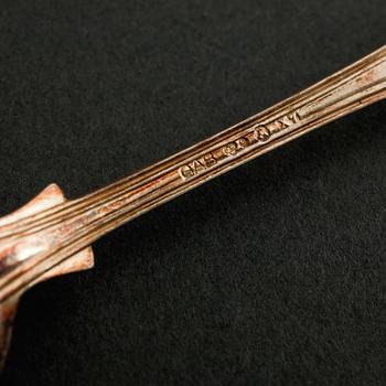 A silver set of table ware, 27 pcs, 19th and 20th century.