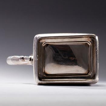 KANNA, silver 950, J. Aimé, Frankrike efter 1838. Vikt 555,8 g.
