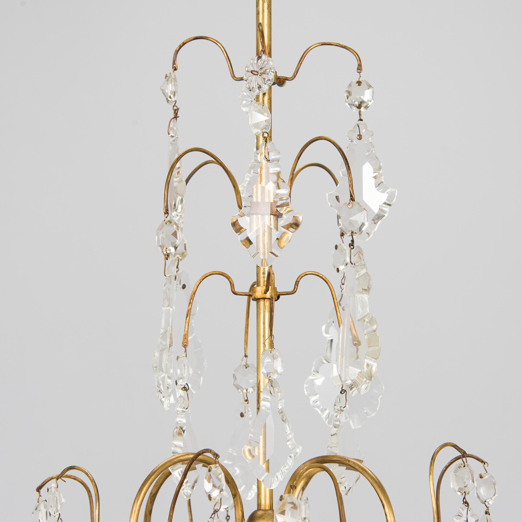 Paavo Tynell, a mid-20th century chandelier for Idman.