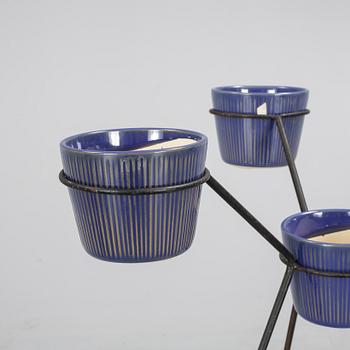 BLOMSTÄLLNINGAR, 2st, med ytterfoder från Upsala Ekeby, 1950/60-tal.