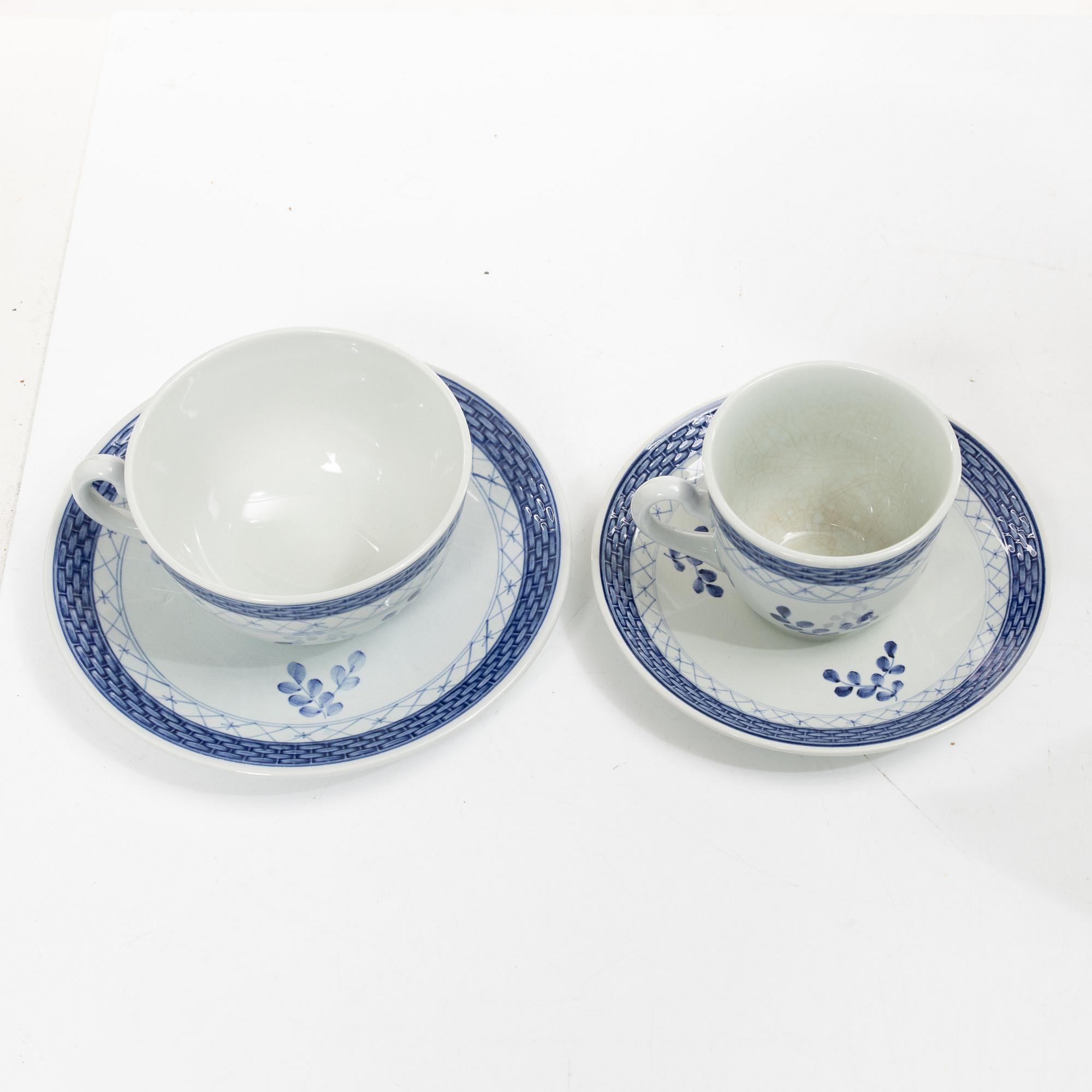 Royal Copenhagen, Dinner service, 94 pieces, earthenware, “Tranquebar”, Aluminia, Denmark.