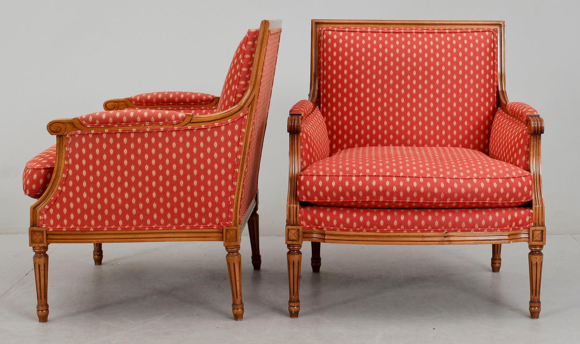 FÅTÖLJER, ett par, gustaviansk stil, 1900-tal.
