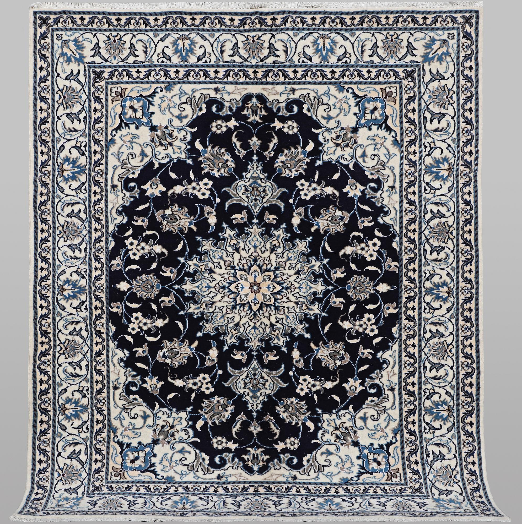 Matta, Nain, part silk, ca 195 x 150 cm.