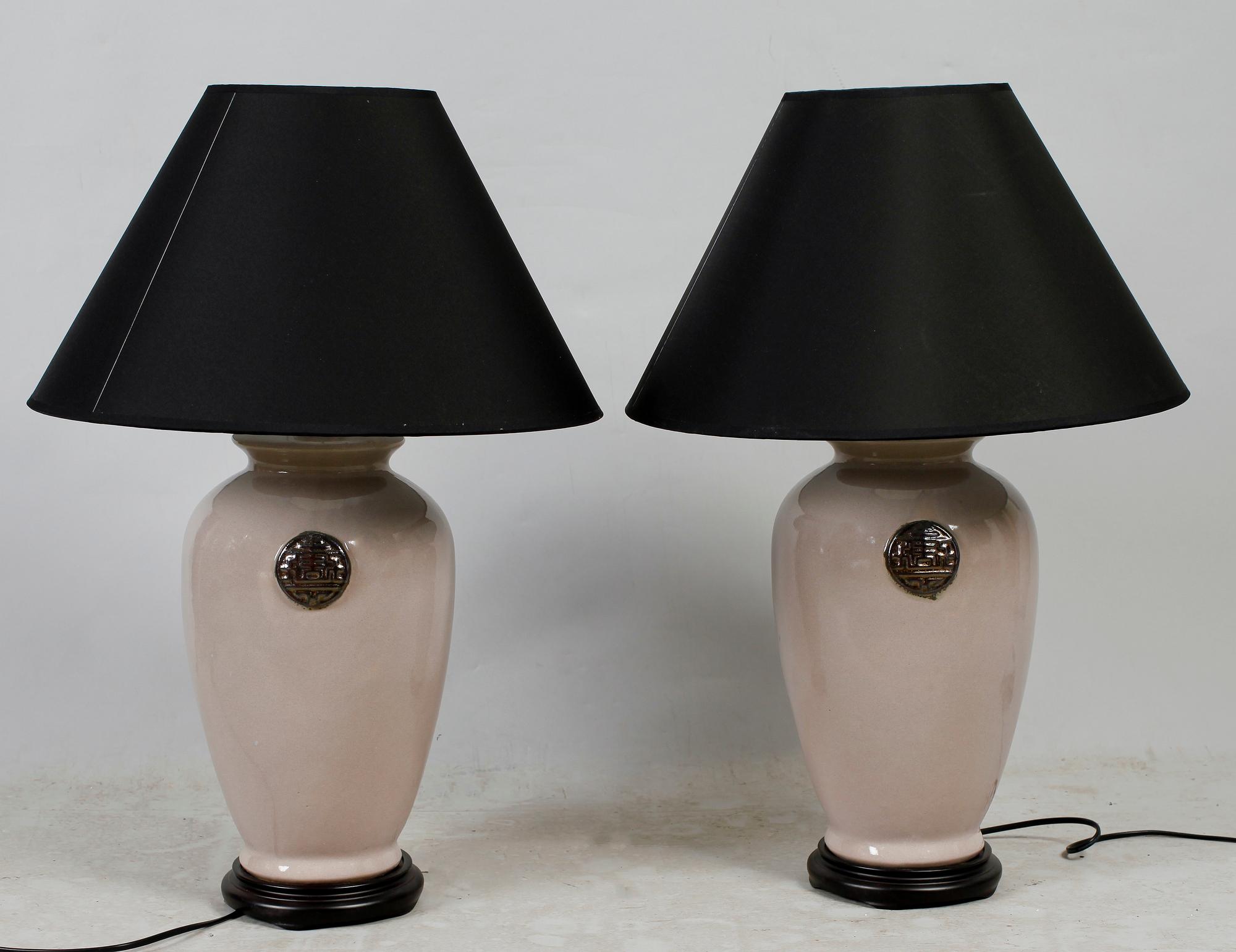 BORDSLAMPOR, 1 par, porslin, sent 1900-tal.