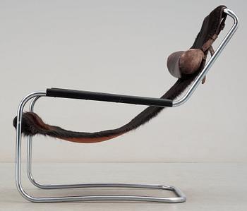 An easy chair by Hans & Vassili Luckhardt or Anton Lorenz, originally by Desta Stahlrohrmöbel, Berlin.