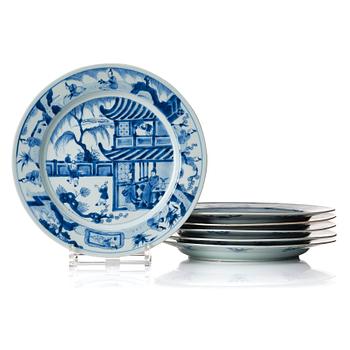 1059. A set of six large blue and white dishes, Qing dynasty, Kangxi (1662-1722).