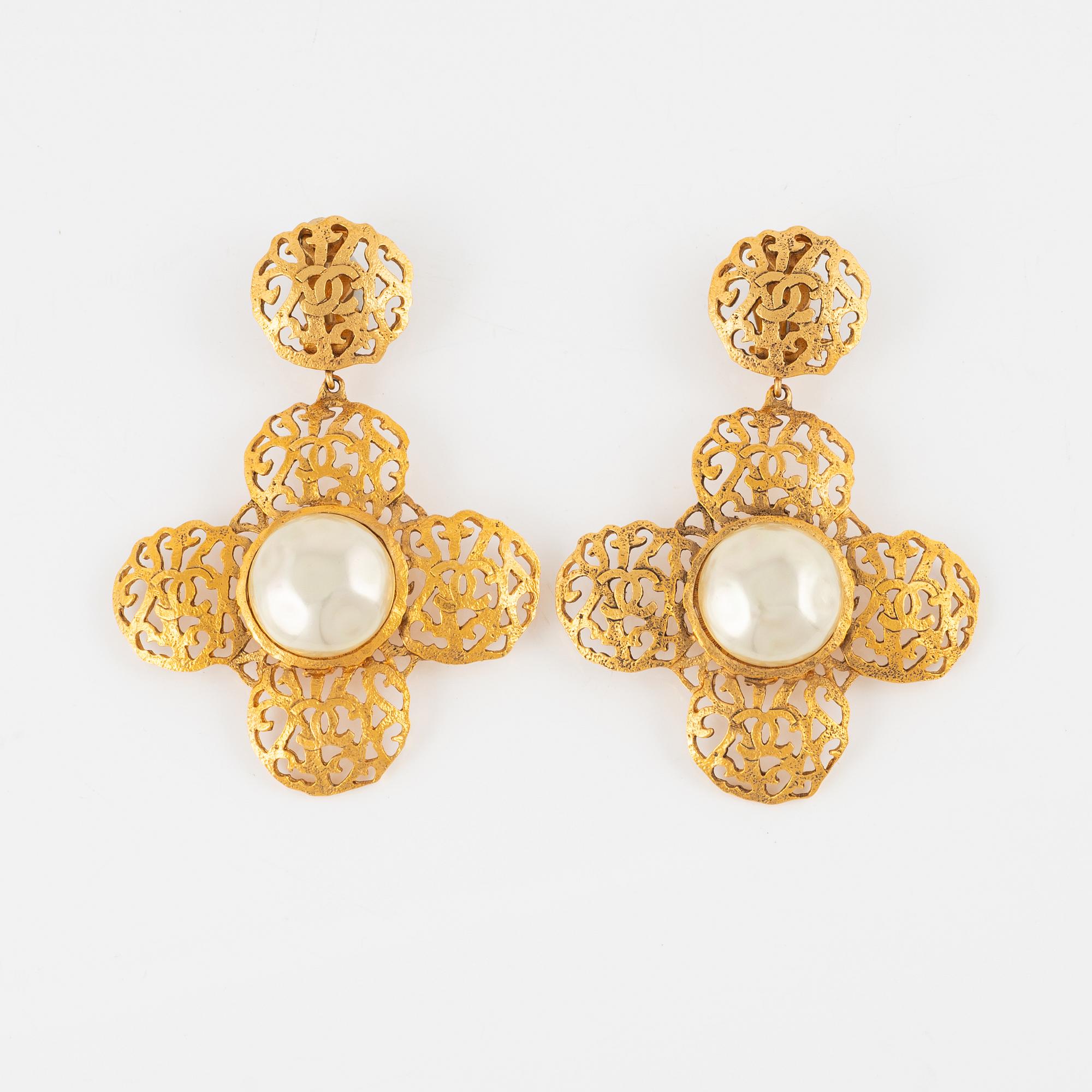 Chanel, earrings, 1984-1992.