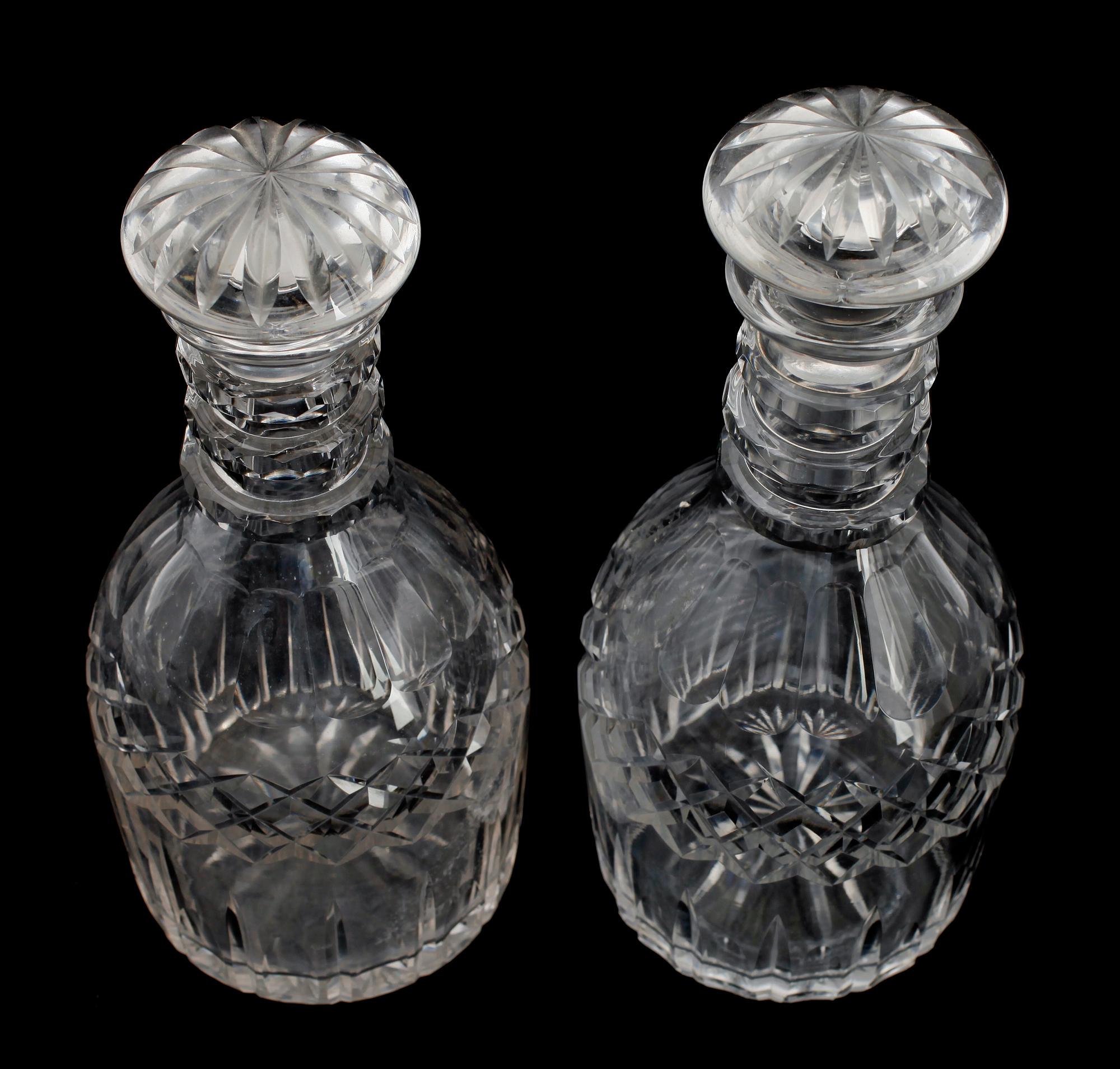 KARAFFER 2 st, snarlika, kristall, tidigt 1900-tal.