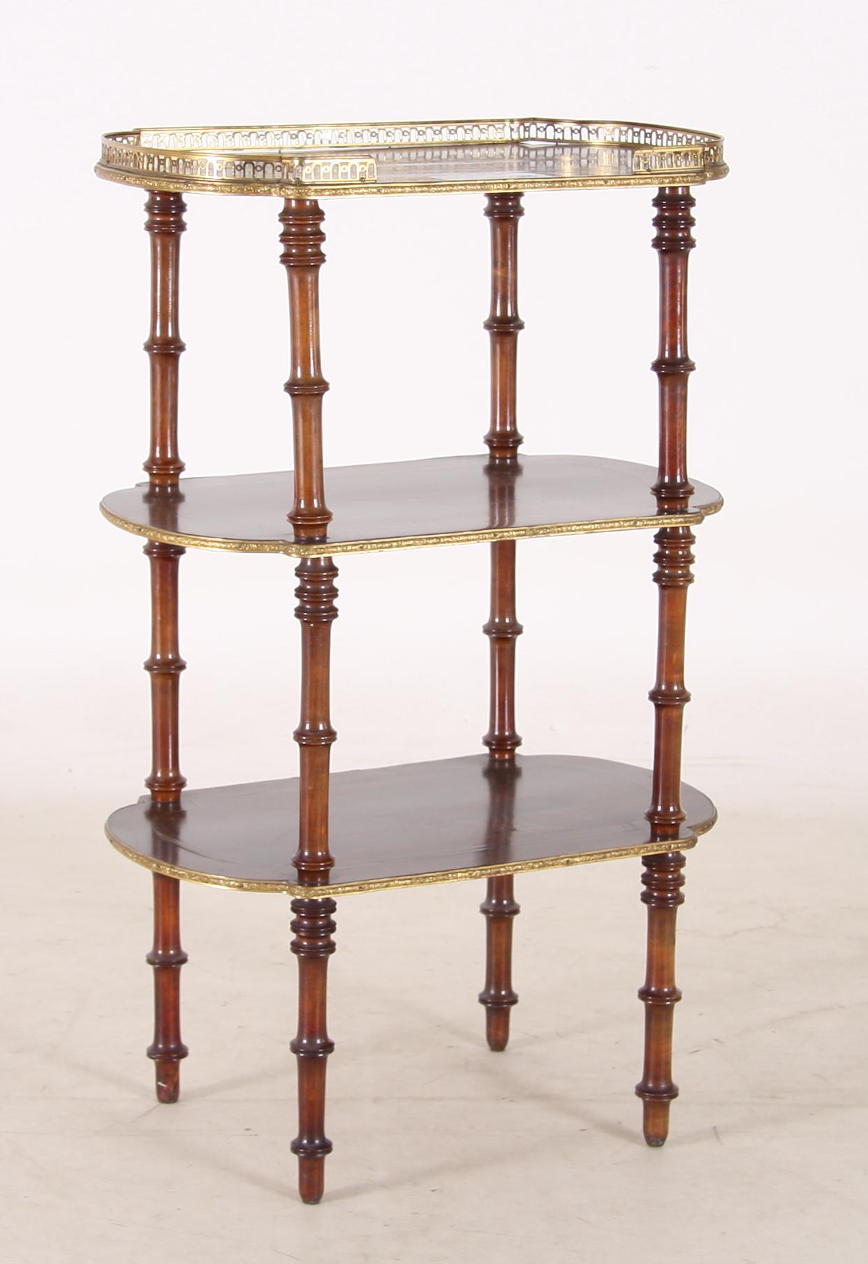 ETAGERE, Louis XVI-stil, 1900-talets andra hälft.
