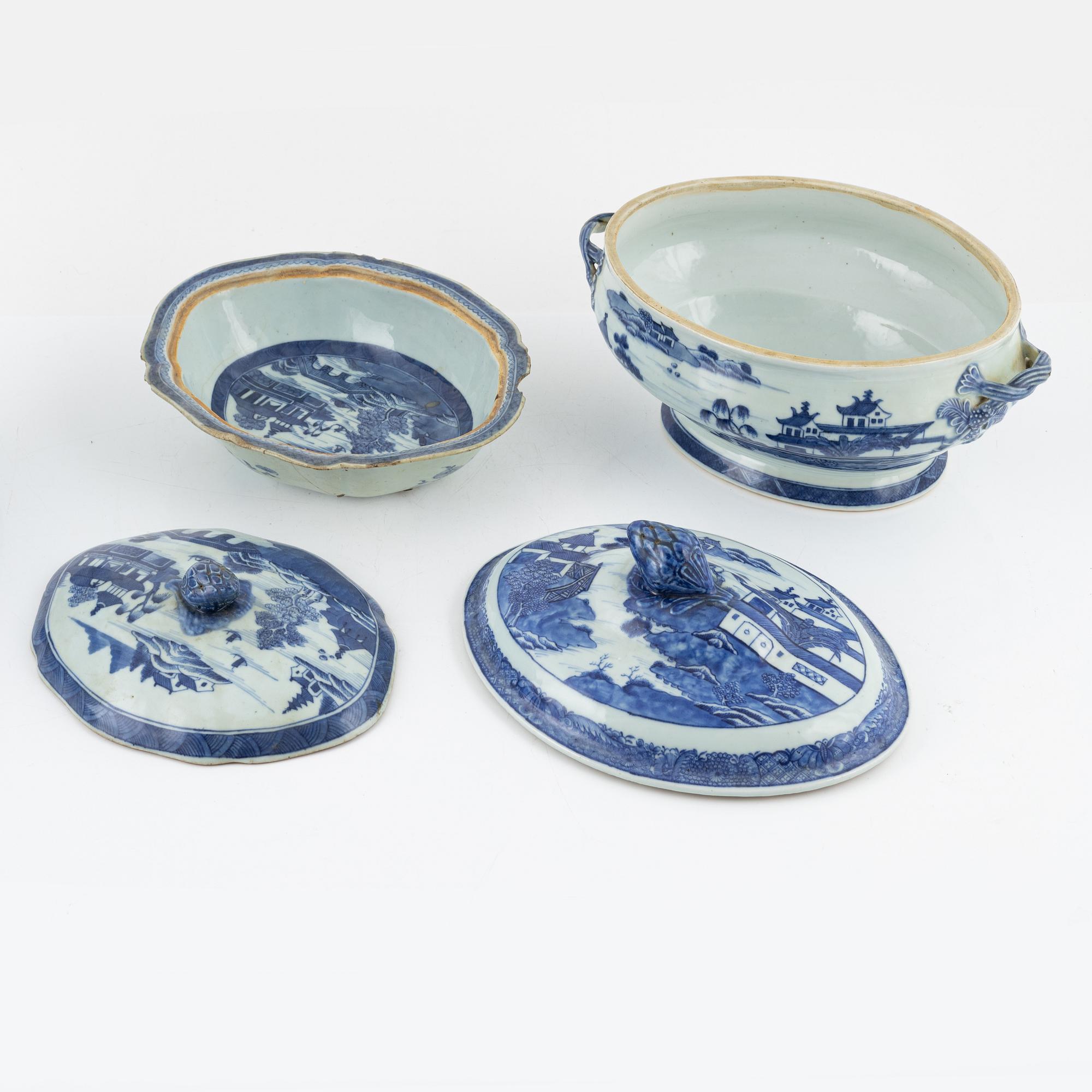 Parts of a dining service, 45 pieces, porcelain, China, mostly Qianlong (1736-95).